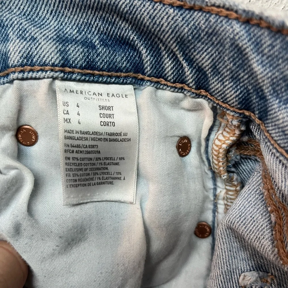 American Eagle Outfitters Light Blue Distressed Ankle Jeans - Picture 7 of 7